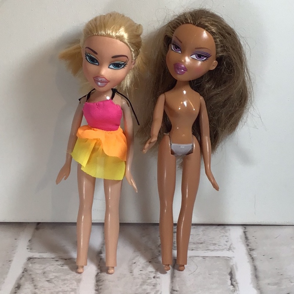 Vintage Bratz Dolls lot of 2